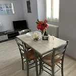 Casa Castellana 1 E Casa Castellana 2 * סלה קומצ'ינה